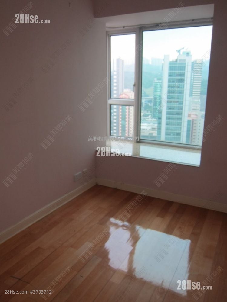 Banyan Garden Sell 2 Bedrooms , 1 Bathroom 468 ft²