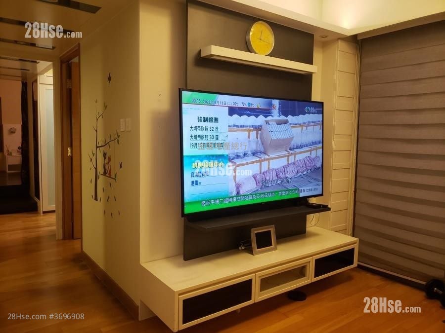 The Forest Hills Sell 3 Bedrooms , 2 Bathrooms 665 ft²