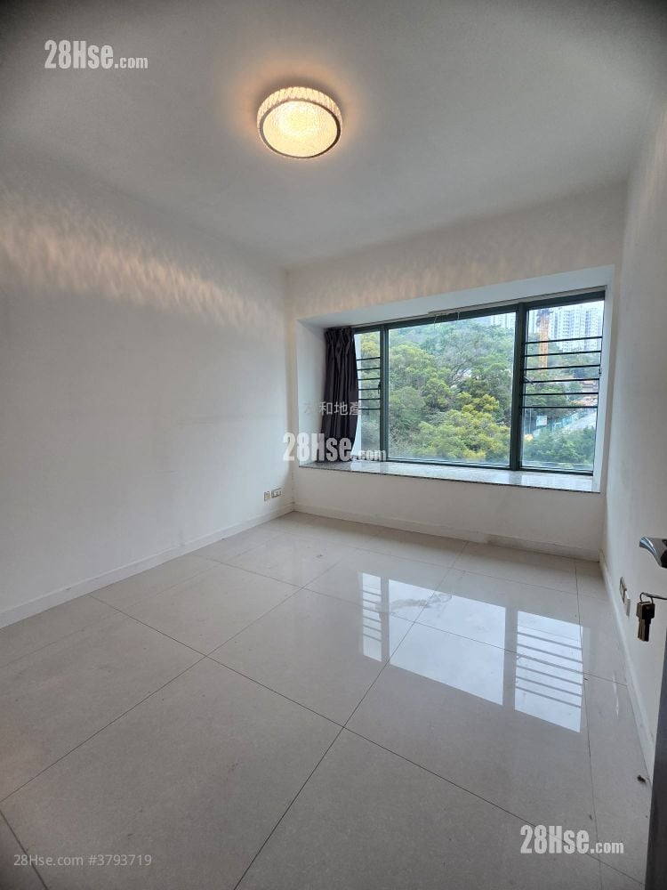 尚御 售盘 4 房 , 3 浴室 1,614 平方尺