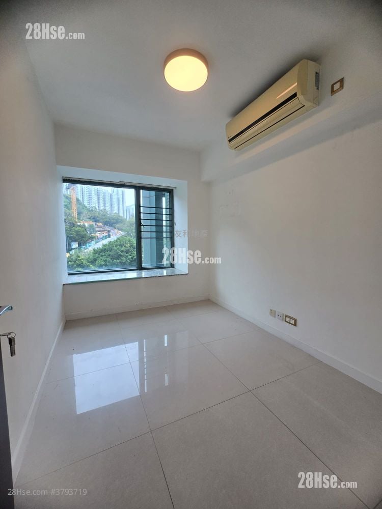 尚御 售盘 4 房 , 3 浴室 1,614 平方尺