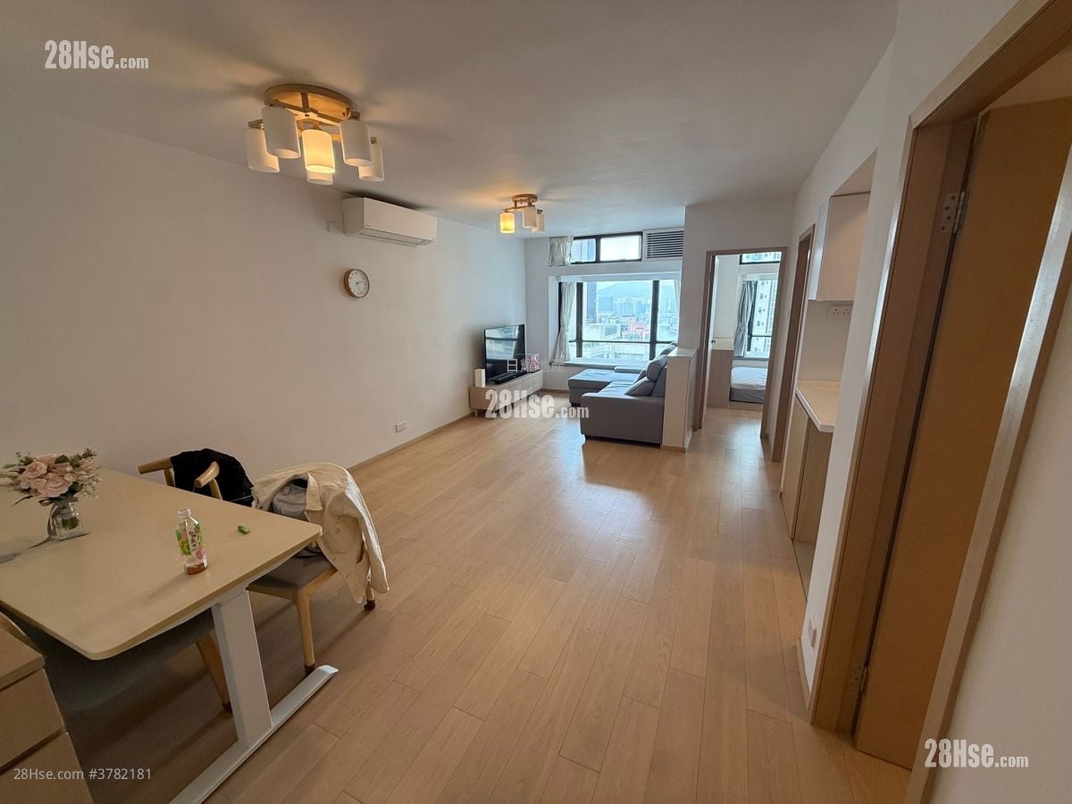 Panorama Gardens Sell 2 Bedrooms , 1 Bathroom 592 ft²