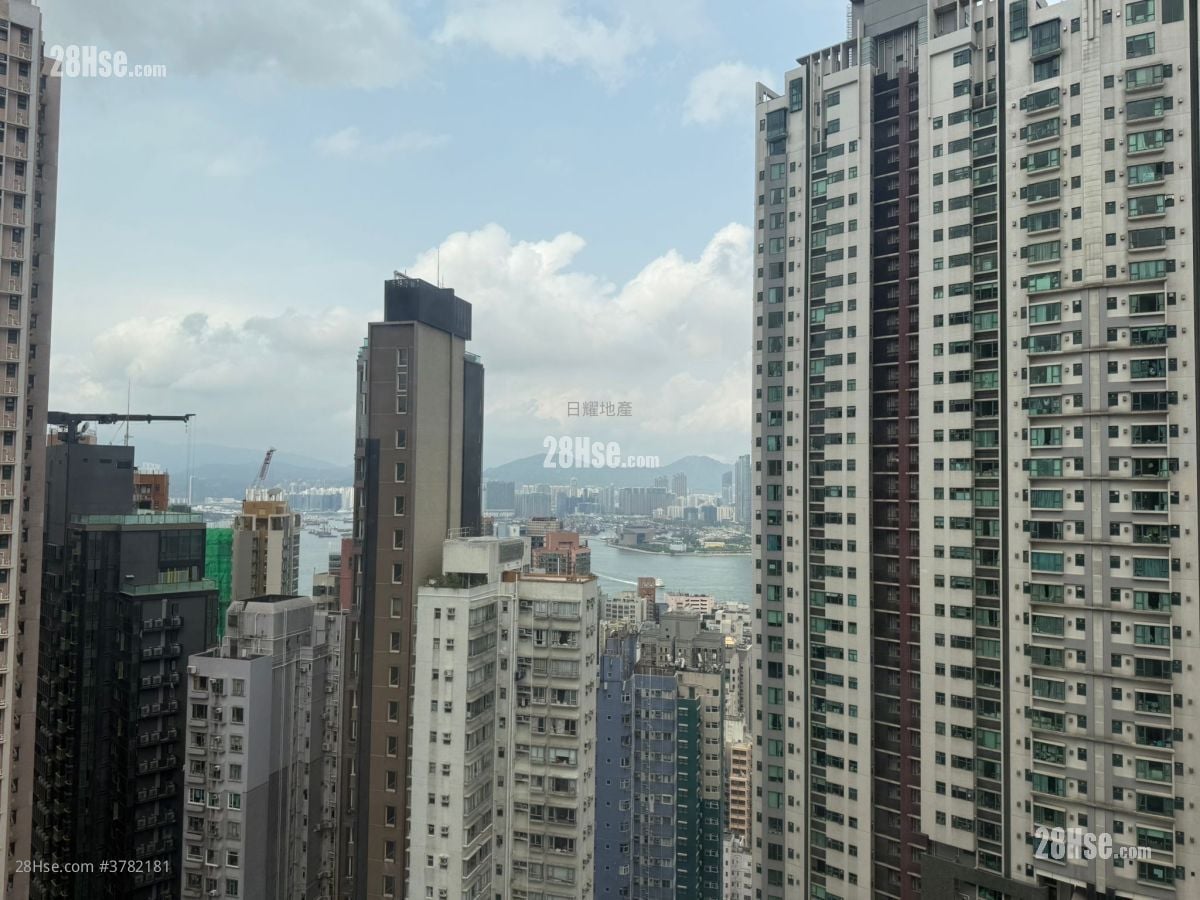 Panorama Gardens Sell 2 Bedrooms , 1 Bathroom 592 ft²