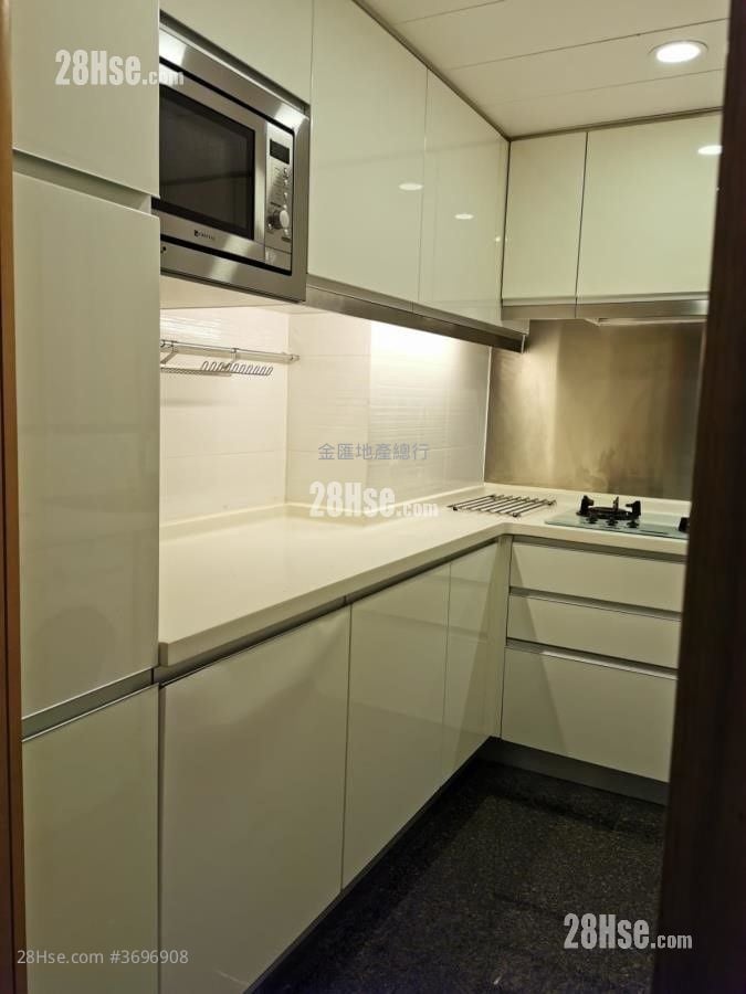 The Forest Hills Sell 3 Bedrooms , 2 Bathrooms 665 ft²