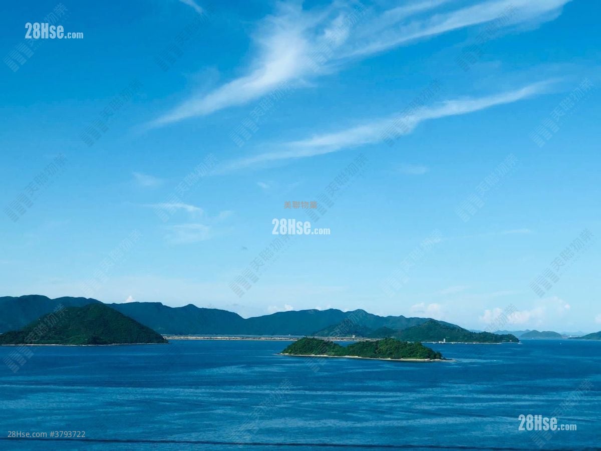 Ontolo Sell 4 Bedrooms , 4 Bathrooms 1,739 ft²