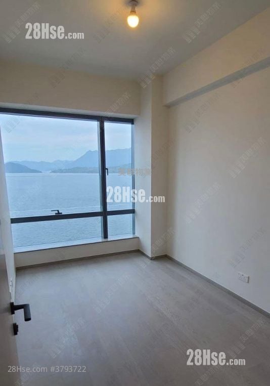 Ontolo Sell 4 Bedrooms , 4 Bathrooms 1,739 ft²