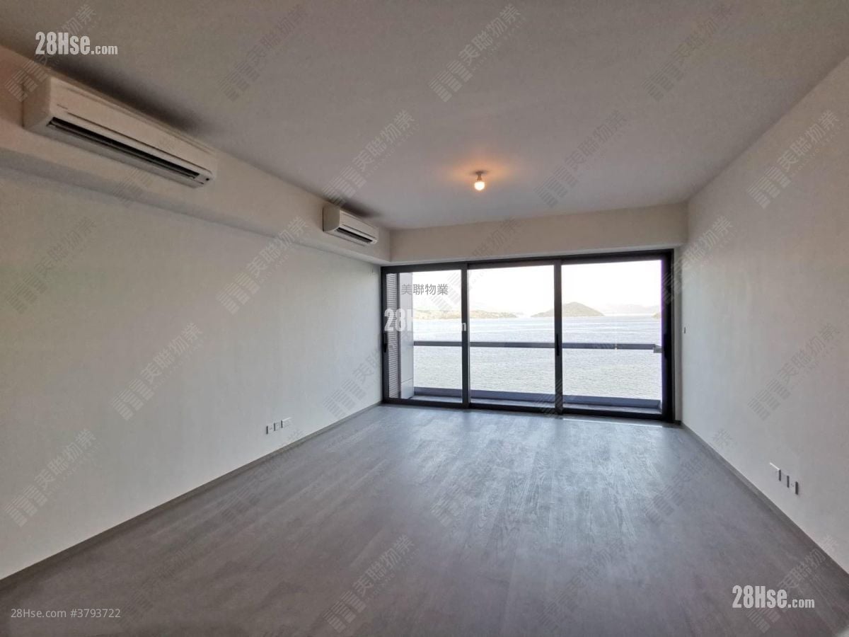 Ontolo Sell 4 Bedrooms , 4 Bathrooms 1,739 ft²