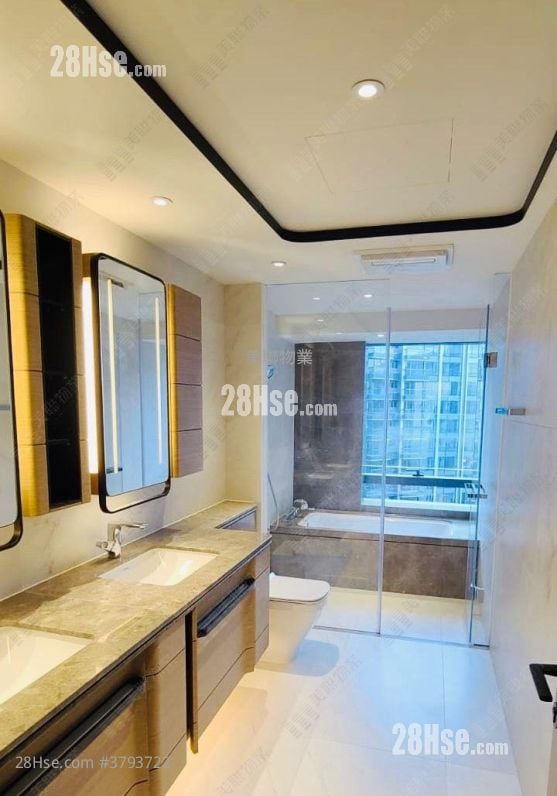 Ontolo Sell 4 Bedrooms , 4 Bathrooms 1,739 ft²