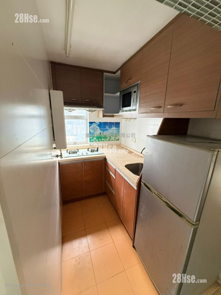 Tsui Ping (North) Estate Sell 2 Bedrooms , 1 Bathroom 381 ft²