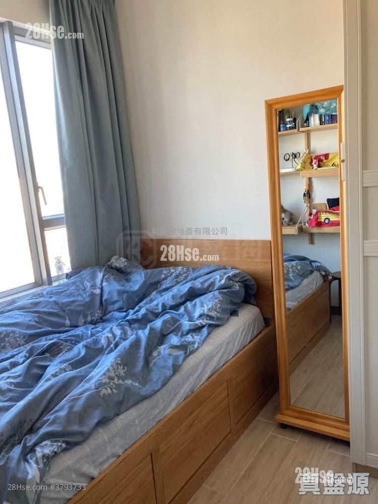 Astoria Crest Sell 1 Bedroom , 1 Bathroom 299 ft²