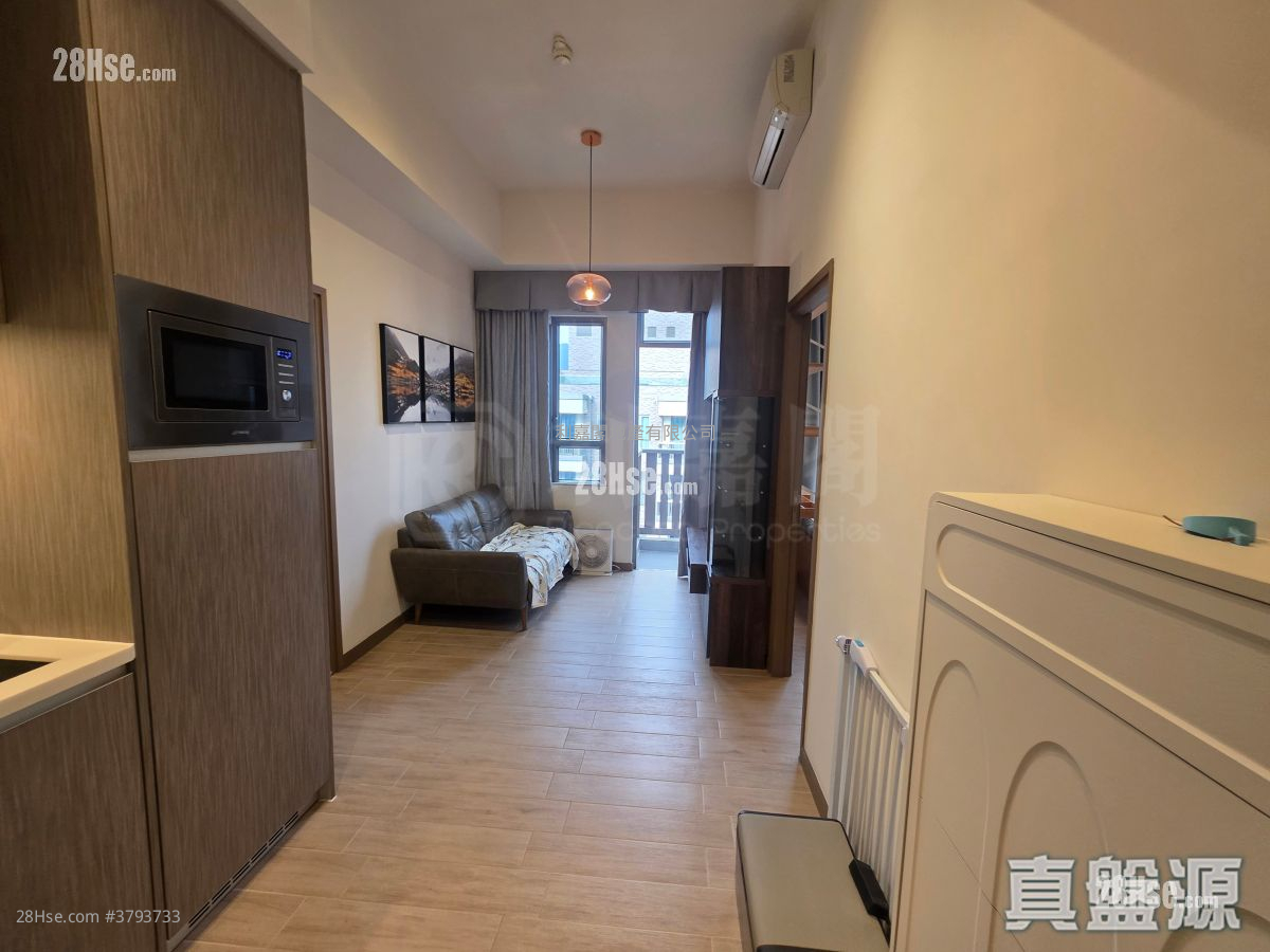 Astoria Crest Sell 1 Bedroom , 1 Bathroom 299 ft²