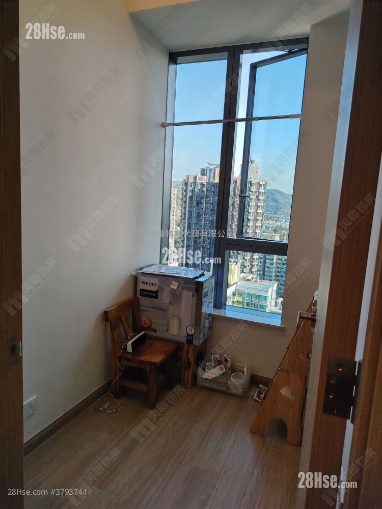 bedroom 1: Hava Sell 2 Bedrooms 365 ft²