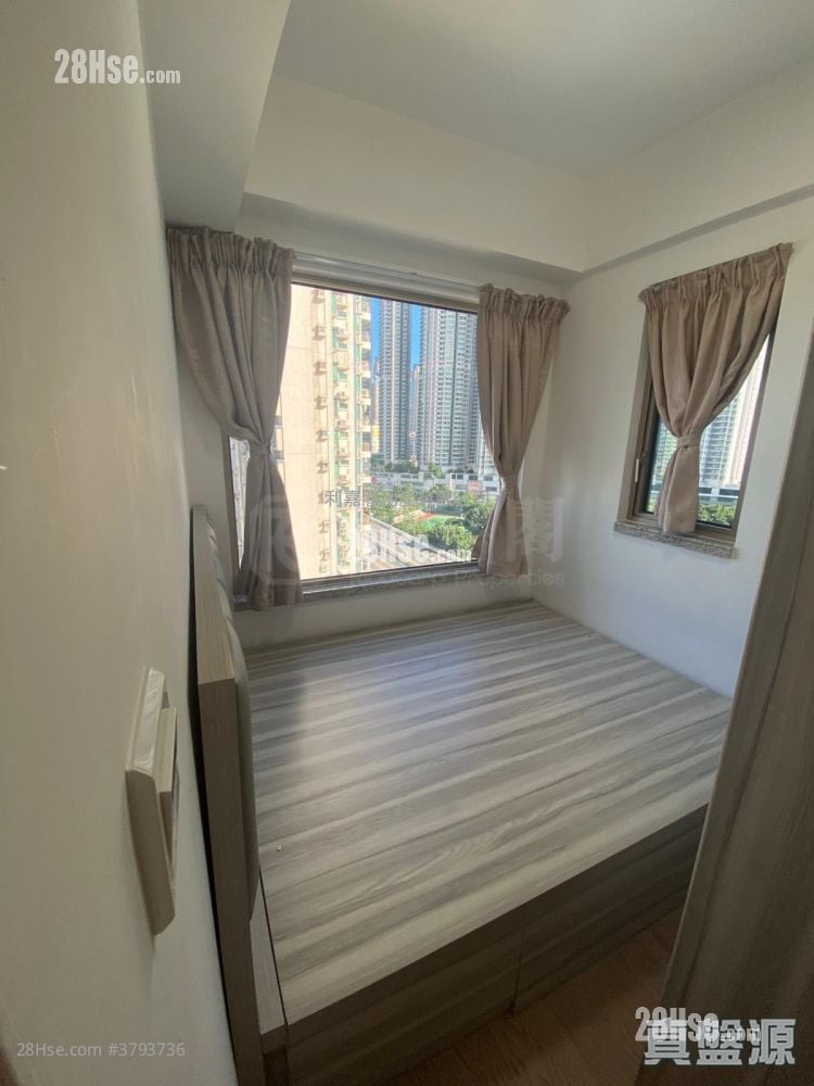 Seaside Sonata Sell 2 Bedrooms 485 ft²