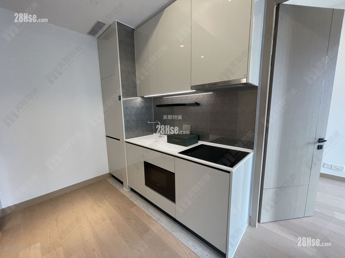 Park Seasons Sell 1 Bedroom , 1 Bathroom 327 ft²