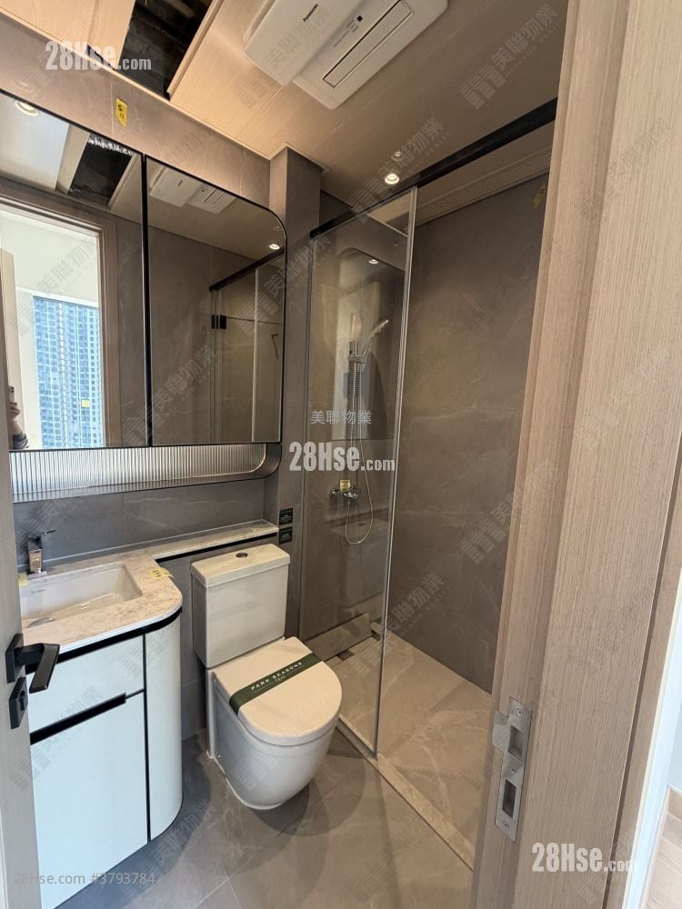 Park Seasons Sell 1 Bedroom , 1 Bathroom 327 ft²