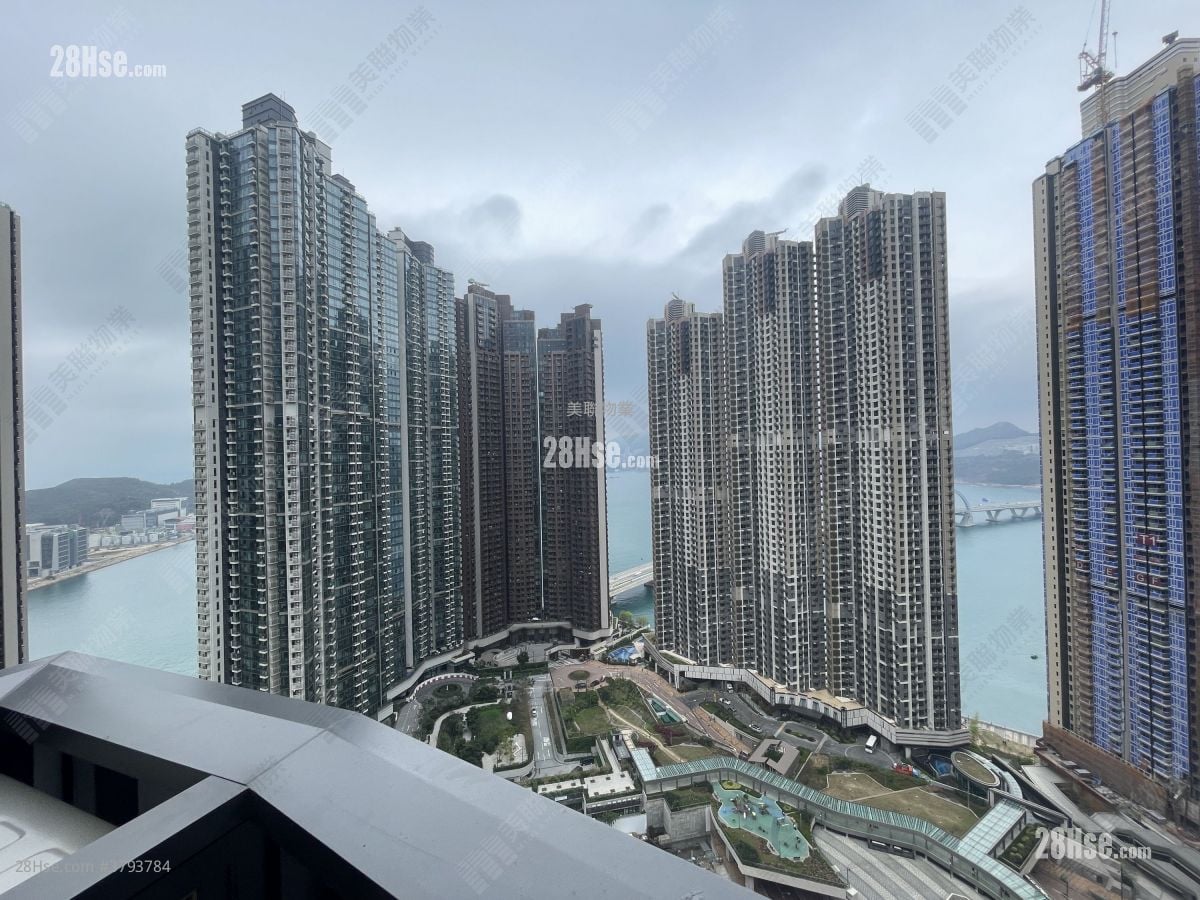 Park Seasons Sell 1 Bedroom , 1 Bathroom 327 ft²