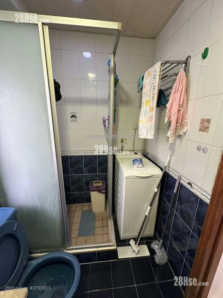 Carprio Mansion Rental 2 Bedrooms , 1 Bathroom 459 ft²