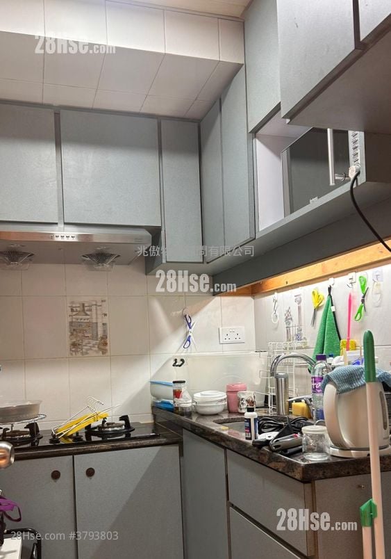 Carprio Mansion Rental 2 Bedrooms , 1 Bathroom 459 ft²