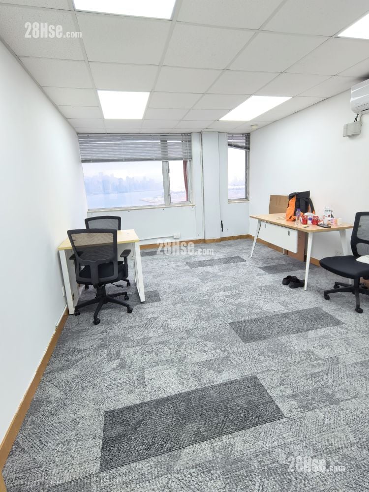 美德工业大厦 租盘 1 房 , 5+ 厕所