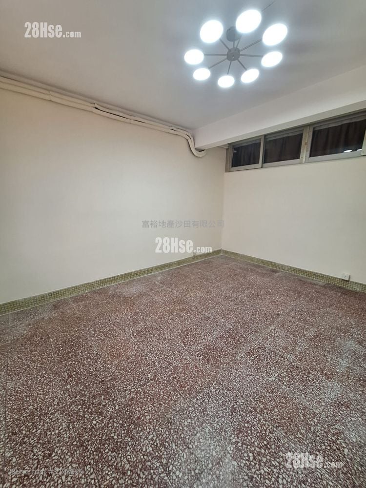 村屋 租盘 2 房 , 1 浴室 600 平方尺