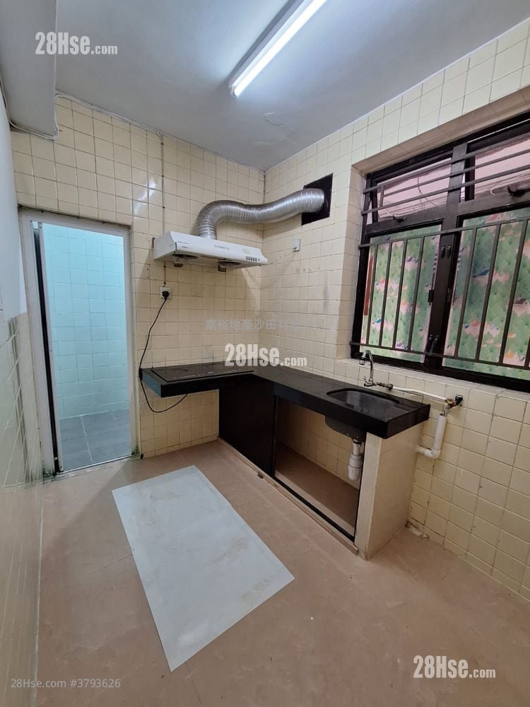 村屋 租盘 2 房 , 1 浴室 600 平方尺