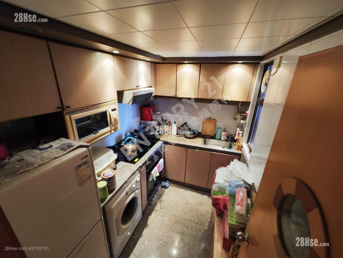 新港城 售盘 3 房 , 2 浴室 644 平方尺