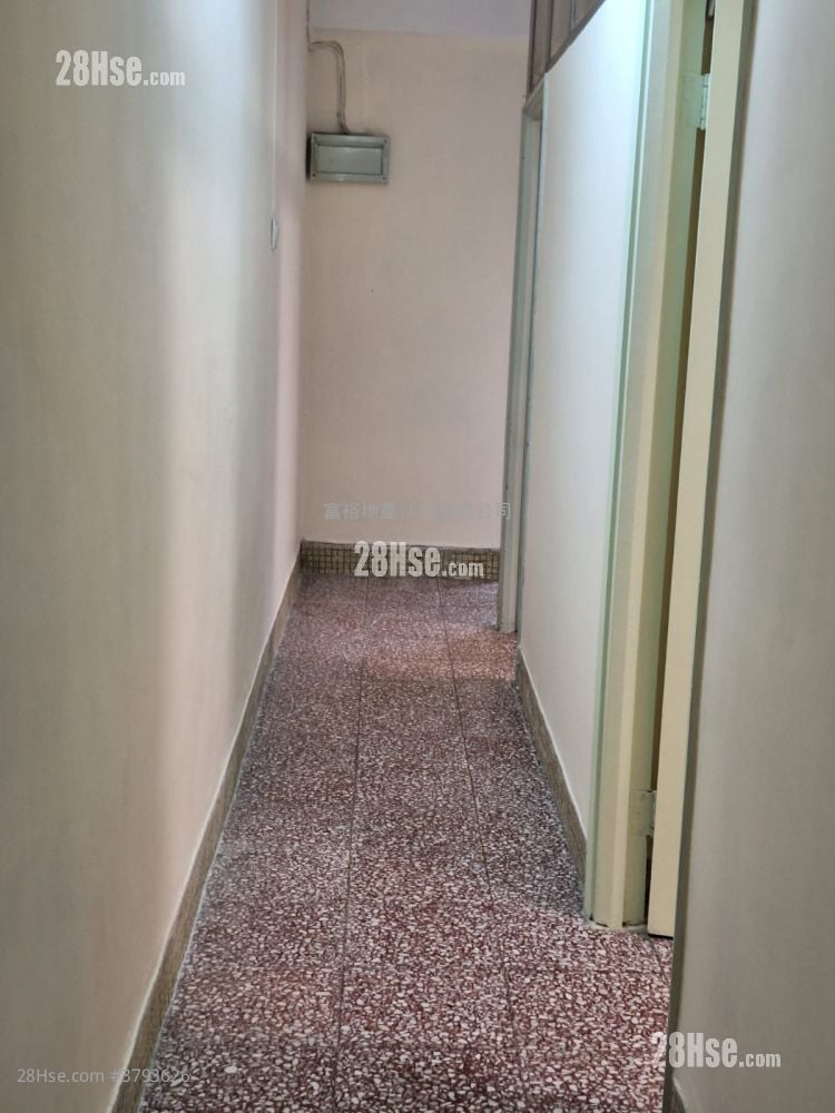 村屋 租盘 2 房 , 1 浴室 600 平方尺