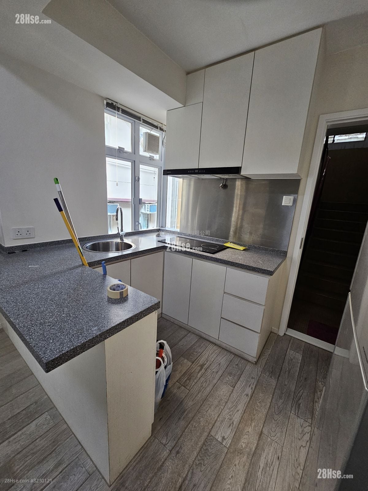 46 Peel Street Rental 1 Bedroom , 1 Bathroom 390 ft²