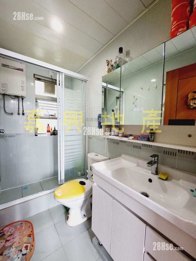 Sheung Wo Che Sell 3 Bedrooms , 1 Bathroom