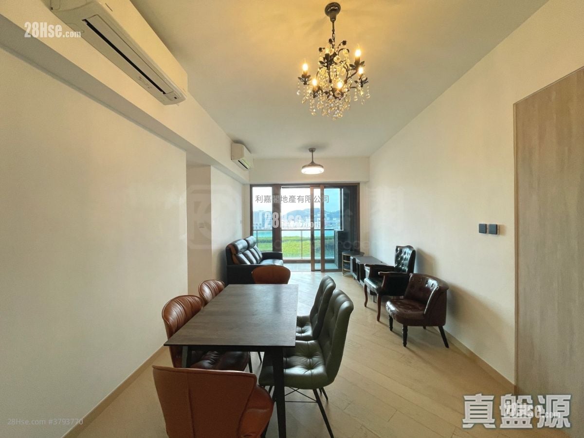 Lp10 Rental 3 Bedrooms , 2 Bathrooms 832 ft²