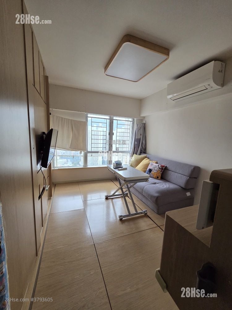 Lai Tsui Court Sell 3 Bedrooms , 1 Bathroom 388 ft²