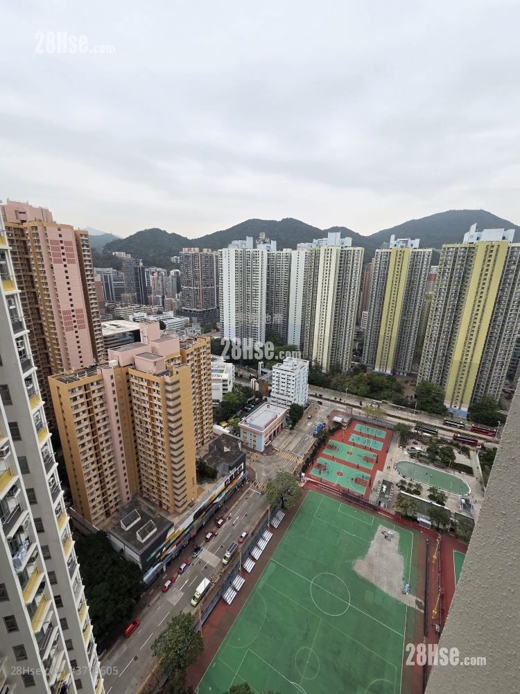 Lai Tsui Court Sell 3 Bedrooms , 1 Bathroom 388 ft²