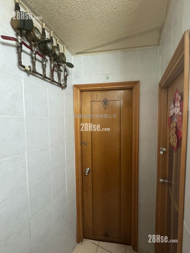 Chinese Mansion Sell 5+ Bedrooms , 5+ Bathrooms 485 ft²