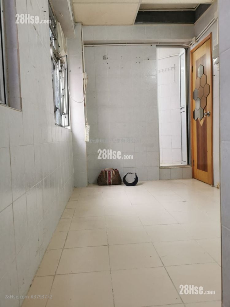 Chinese Mansion Sell 5+ Bedrooms , 5+ Bathrooms 485 ft²