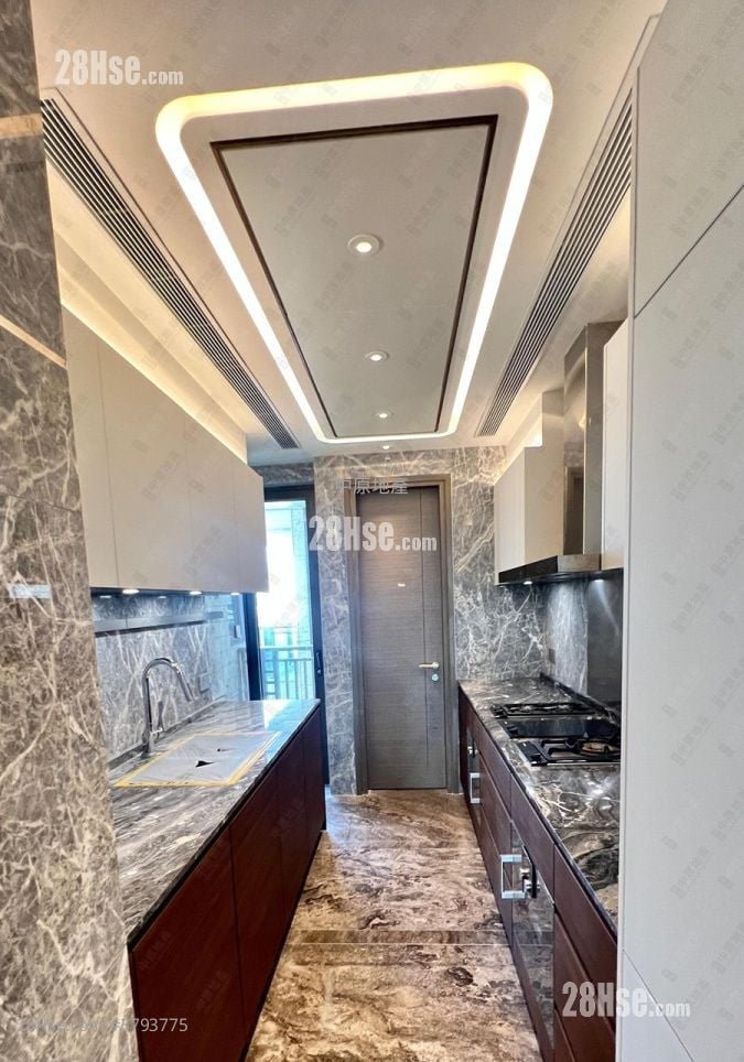 Grand Homm Rental 4 Bathrooms 1,445 ft²