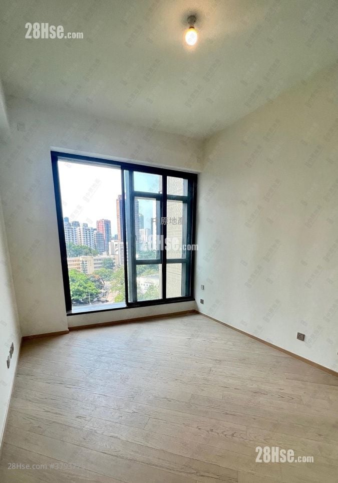 Grand Homm Rental 4 Bathrooms 1,445 ft²