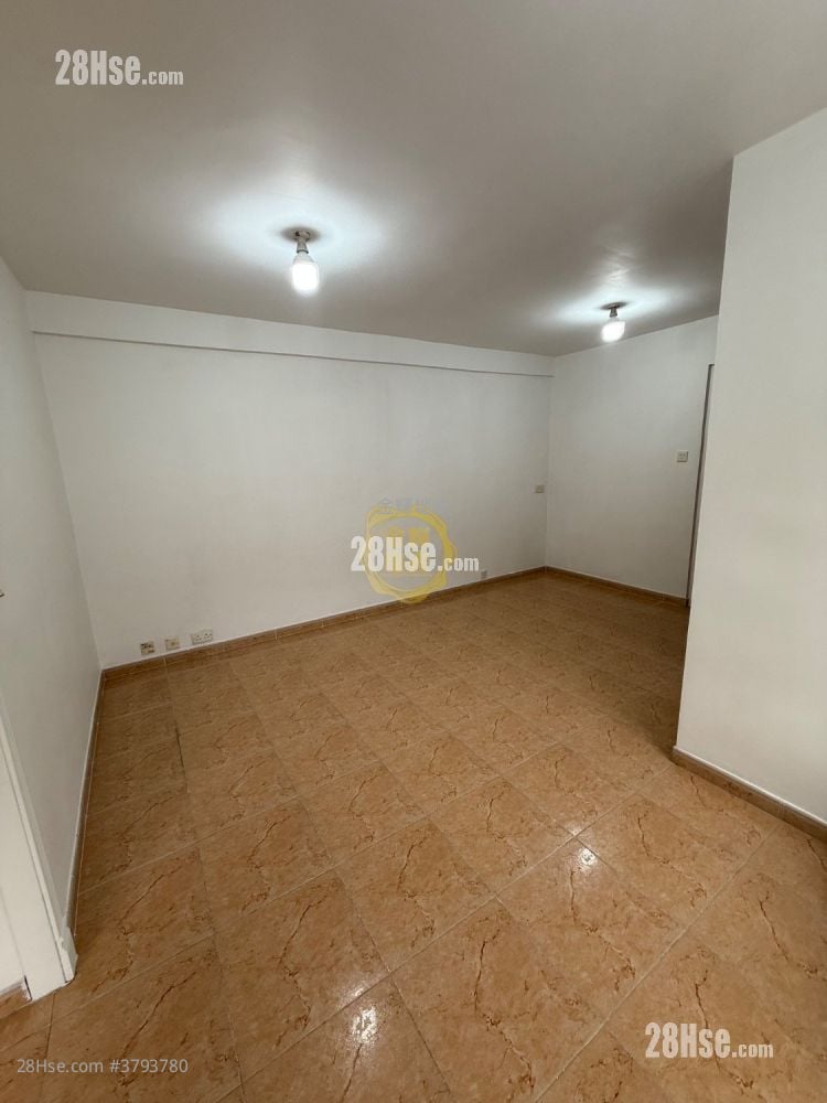 Chi Lok Fa Yuen Sell 3 Bedrooms , 1 Bathroom 511 ft²