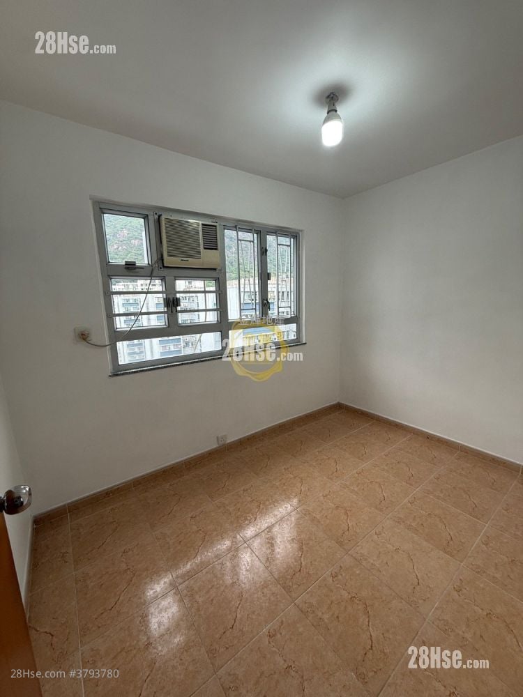 Chi Lok Fa Yuen Sell 3 Bedrooms , 1 Bathroom 511 ft²