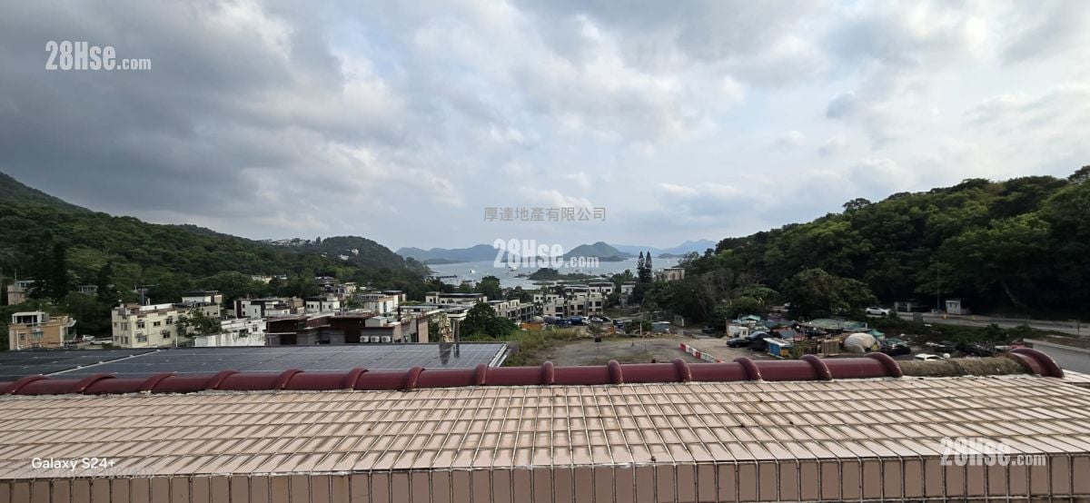 Village Rental 3 Bedrooms , 1 Bathroom 700 ft²