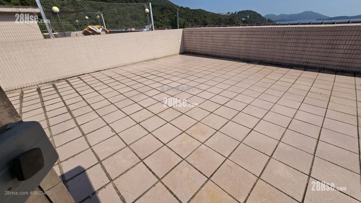 Village Rental 3 Bedrooms , 1 Bathroom 700 ft²