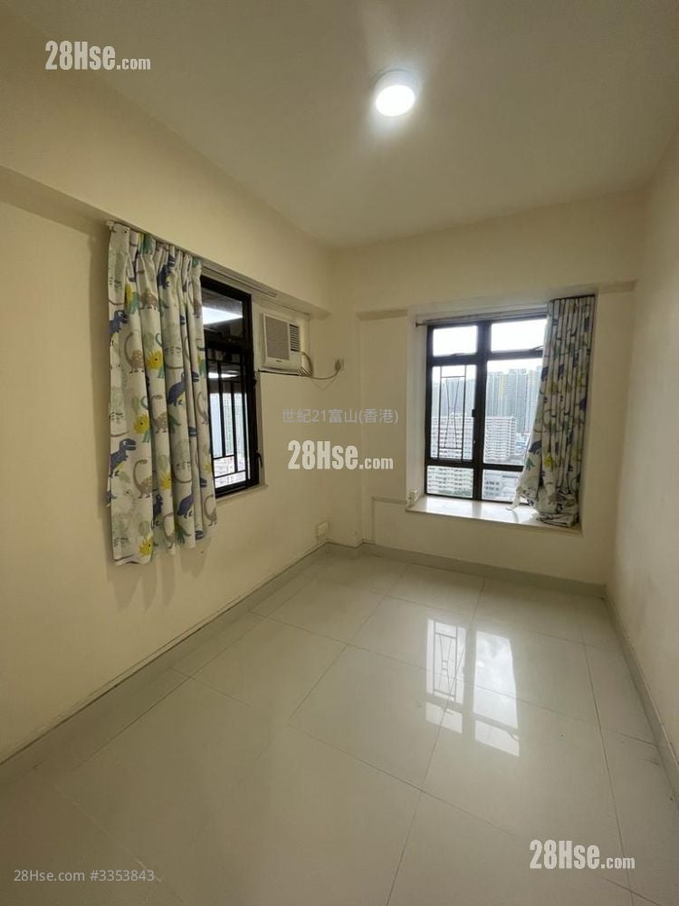 Bay View Garden Rental 2 Bedrooms , 1 Bathroom 401 ft²