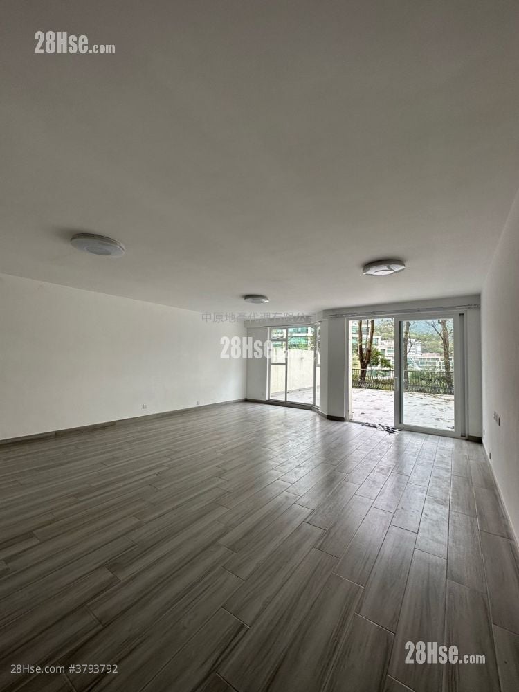 Forest Hill Rental 3 Bedrooms 1,551 ft²