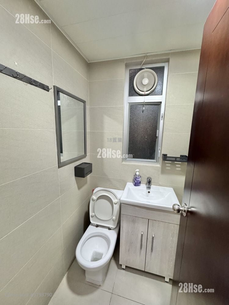 宝富大楼 租盘 2 房 , 1 浴室 459 平方尺