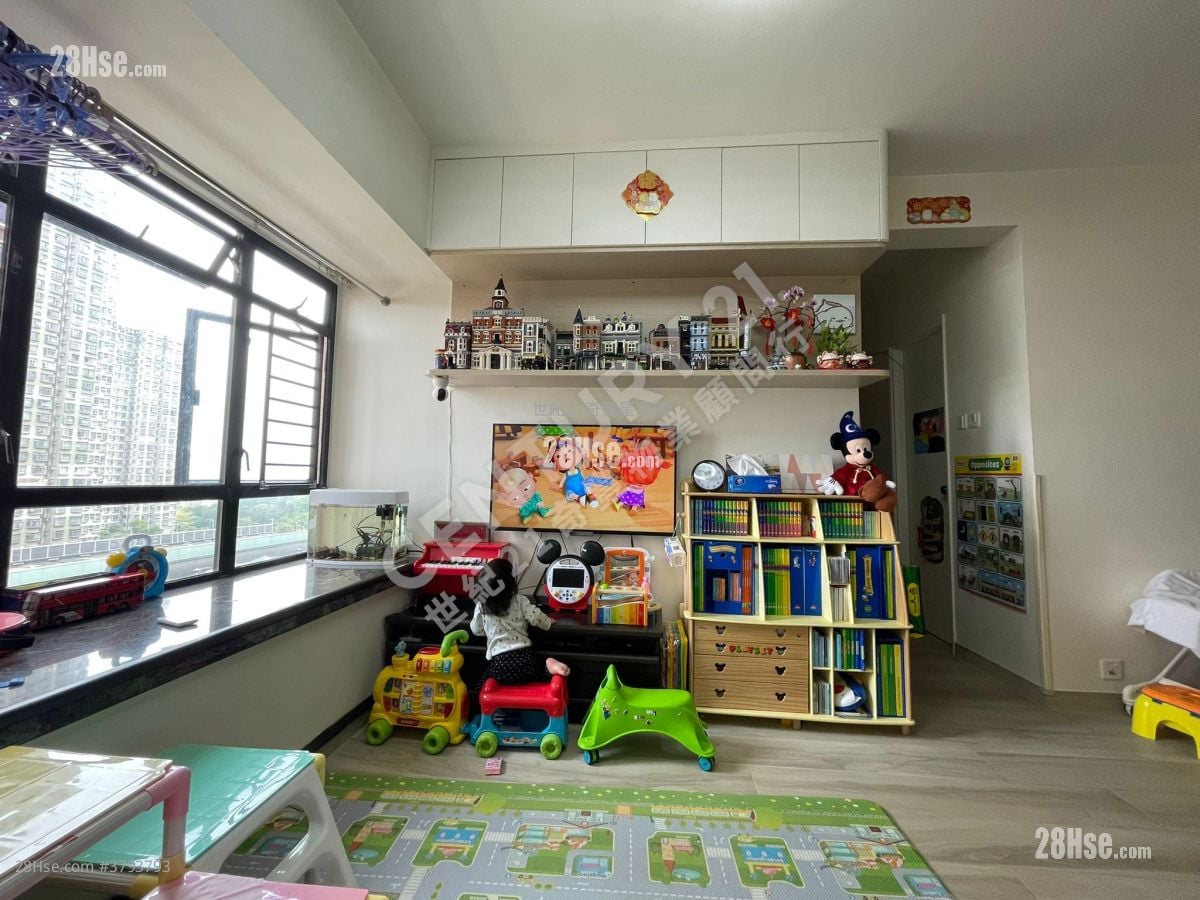 Sunshine City Sell 3 Bedrooms 519 ft²