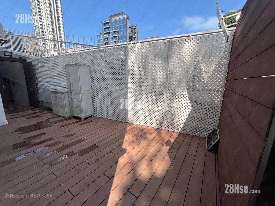 28-30 Braga Circuit Sell 3 Bedrooms 1,173 ft²