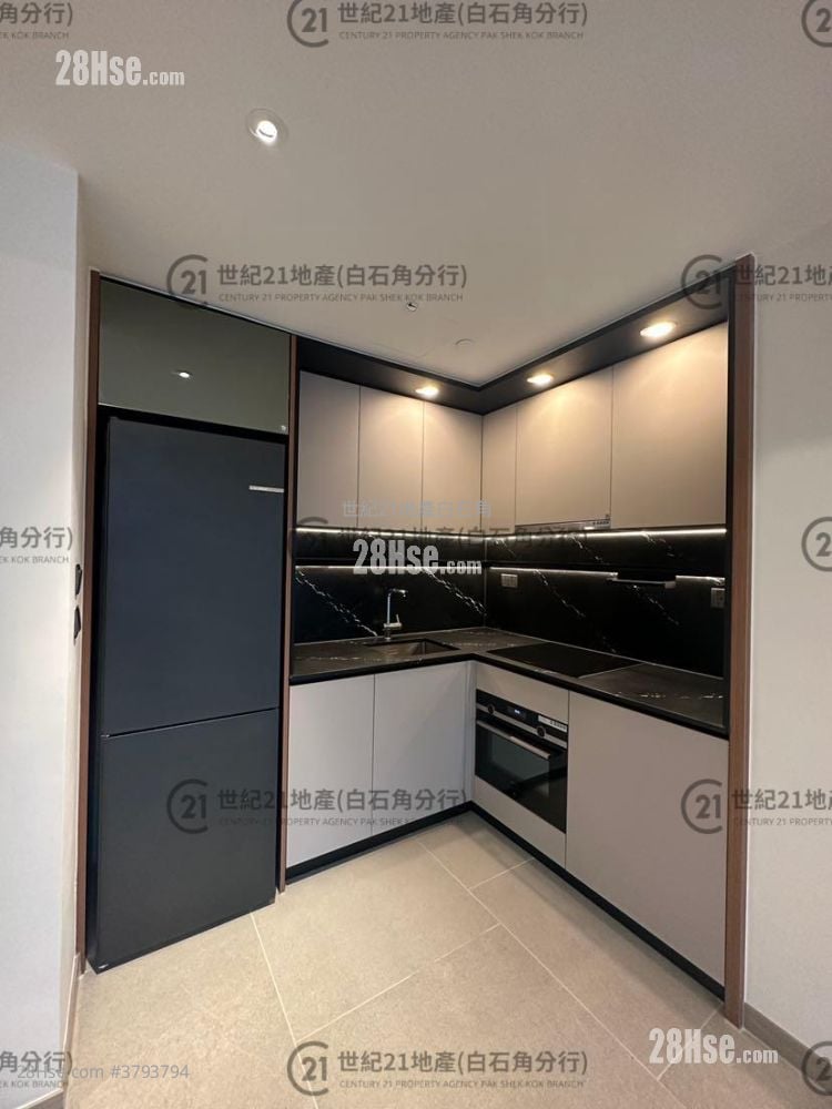 Silicon Hill Sell 3 Bedrooms , 2 Bathrooms 580 ft²