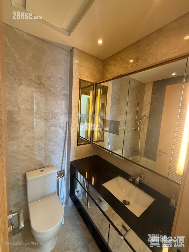 Grand Austin Sell 2 Bedrooms , 1 Bathroom 540 ft²