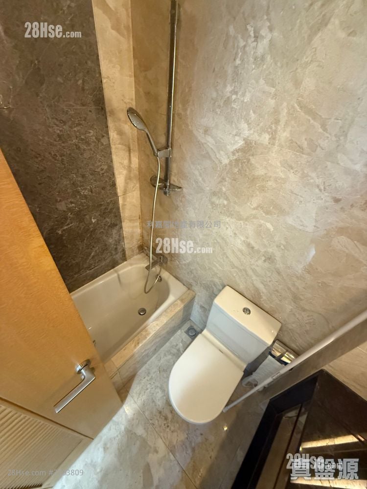 Grand Austin Sell 2 Bedrooms , 1 Bathroom 540 ft²