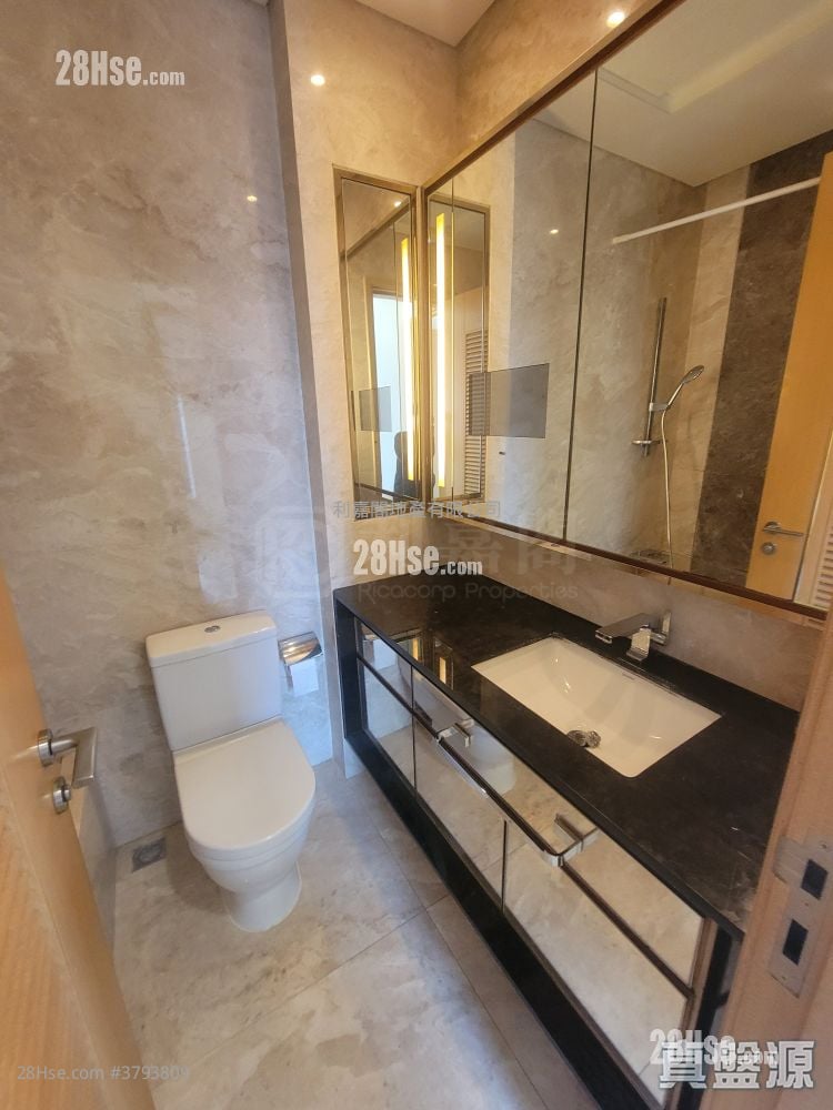 Grand Austin Sell 2 Bedrooms , 1 Bathroom 540 ft²