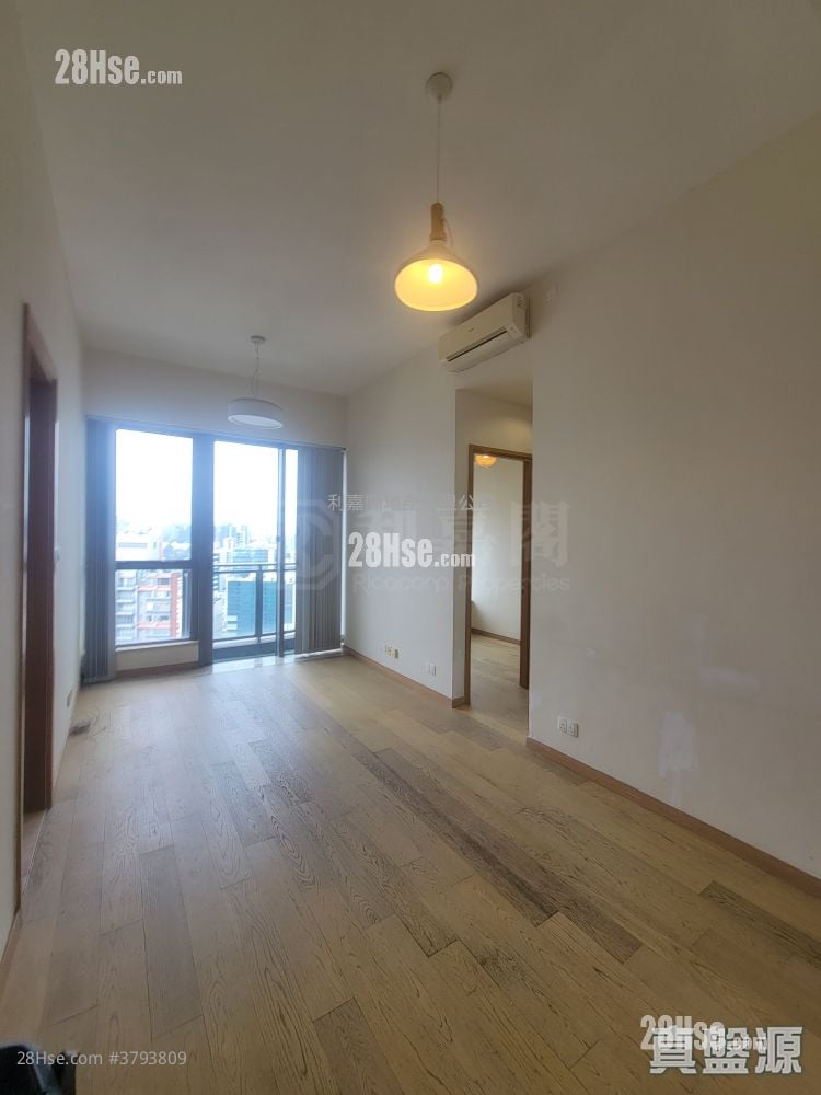 Grand Austin Sell 2 Bedrooms , 1 Bathroom 540 ft²