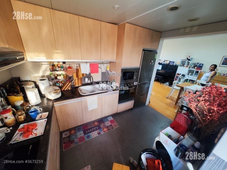 Recours La Serre Sell 3 Bedrooms , 2 Bathrooms 854 ft²